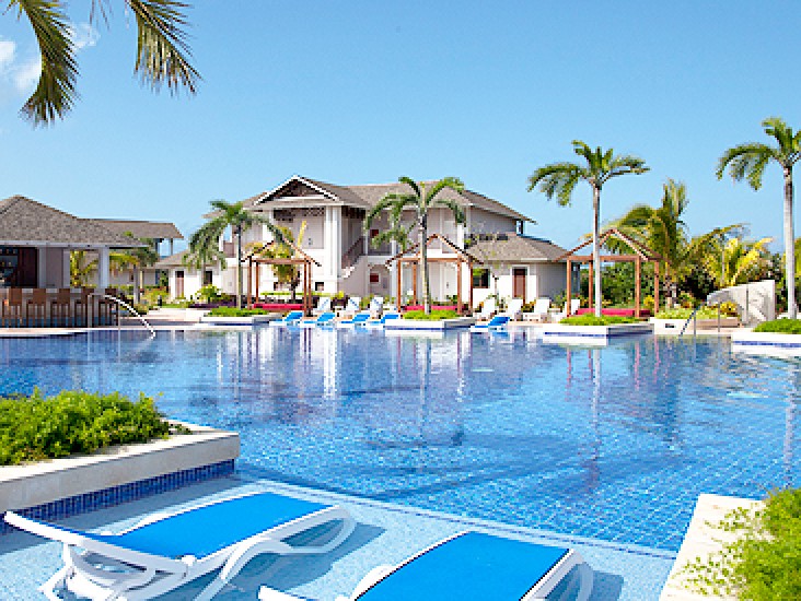 Sunwing: trois nouveaux hôtels Royalton