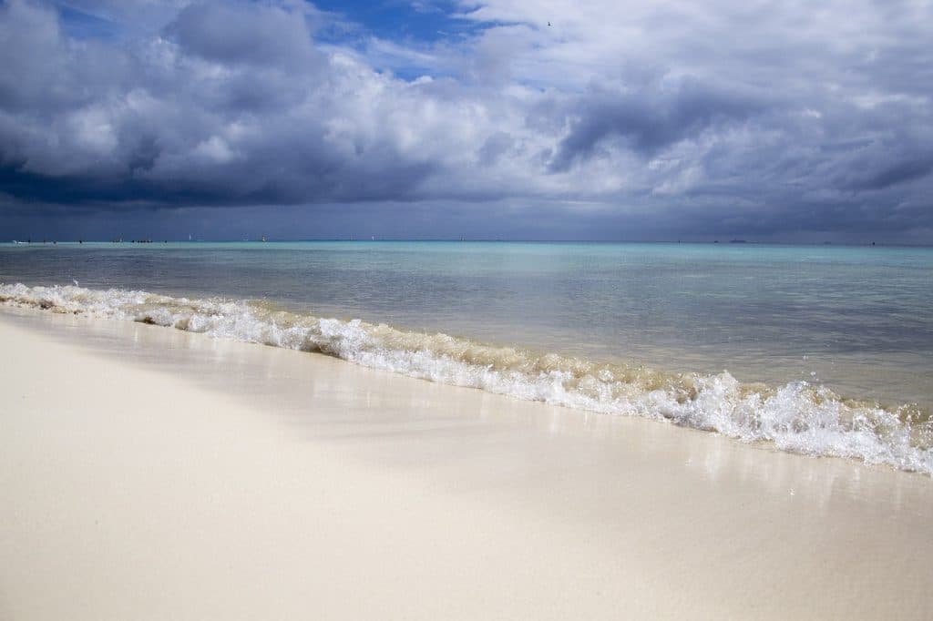 Lorsque la pluie frappe au paradis : 7 façons de tirer le meilleur parti de votre séjour tout-inclus