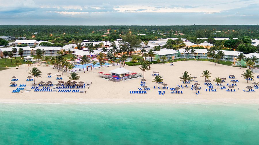 Voyage aux Bahamas : Séjournez au Viva Fortuna Beach by Wyndham