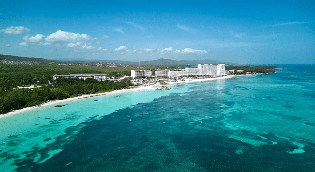 Vivez l’expérience RIU, la promesse de vacances parfaites sous le soleil