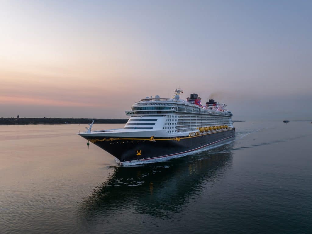 Croisières dans les Caraïbes : quelle compagnie choisir pour votre voyage de rêve ?