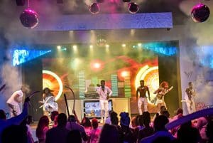 RIU Party : des vacances qui riment avec fiesta dans le Sud
 